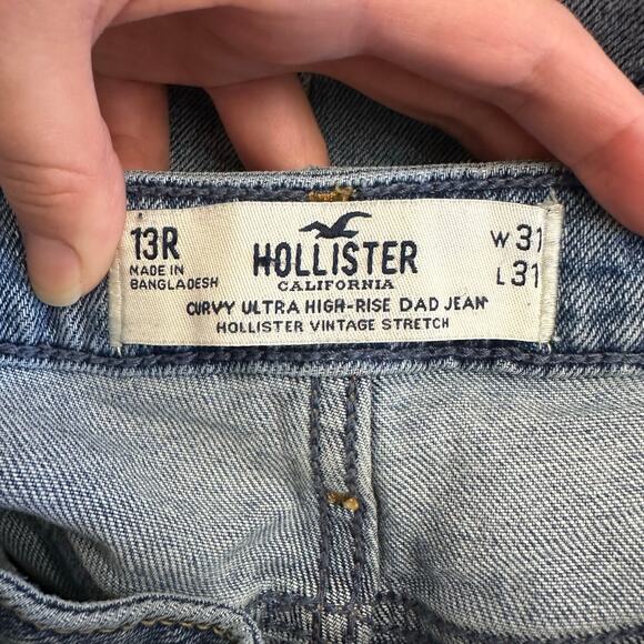 Hollister Curvy Ultra High Rise Dad Jeans 13R W31 L31 Distressed Straight Leg - Picture 2 of 12
